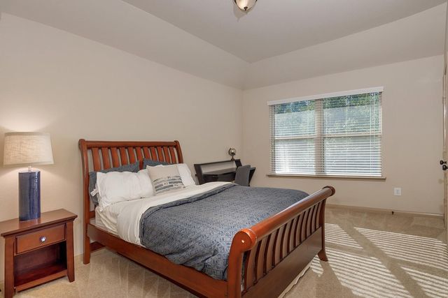 222 Hawkhurst, The Woodlands, TX 77354