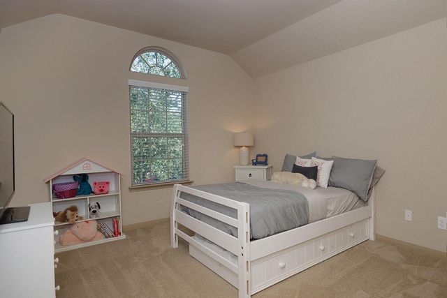 222 Hawkhurst, The Woodlands, TX 77354