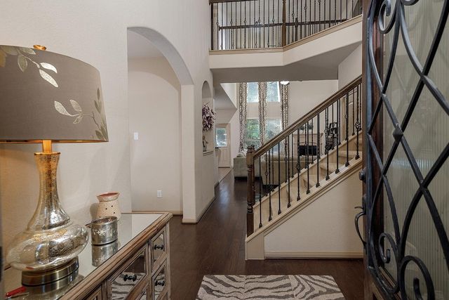 222 Hawkhurst, The Woodlands, TX 77354