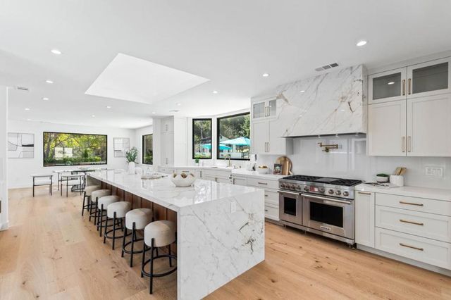 130 Wood Road, Los Gatos, CA 95030