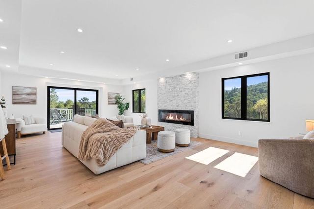 130 Wood Road, Los Gatos, CA 95030