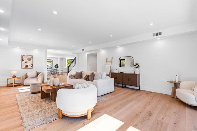 130 Wood Road, Los Gatos, CA 95030