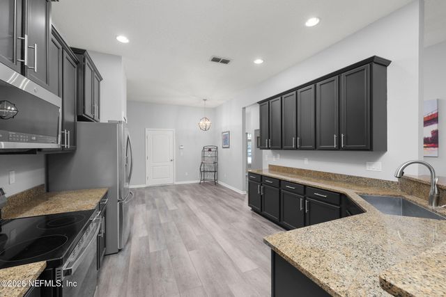 681 GRAMPIAN HIGHLANDS Drive, St. Johns, FL 32259