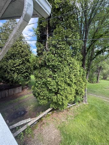 1506 State Route 32, Wallkill, NY 12589