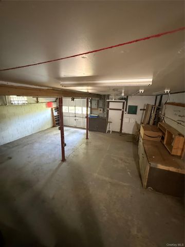 1506 State Route 32, Wallkill, NY 12589