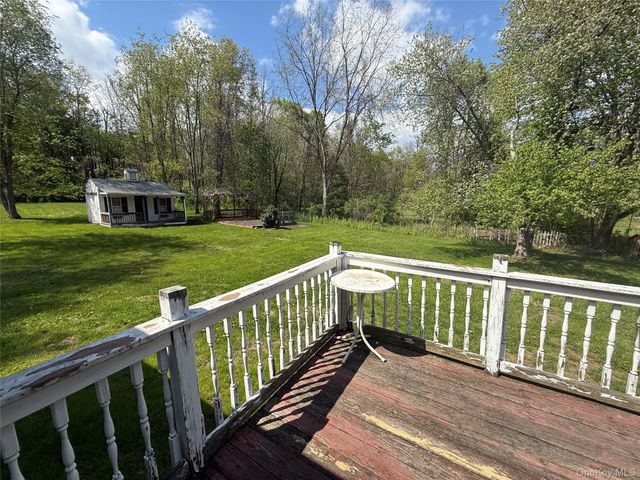 1506 State Route 32, Wallkill, NY 12589