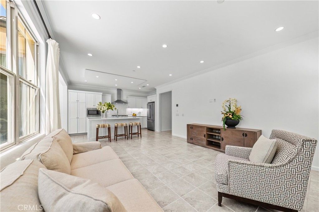 180 Frontier, Irvine, CA 92620 — photo 3