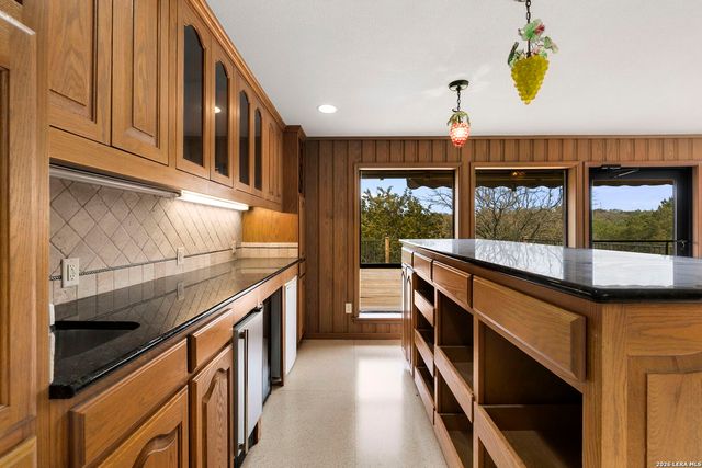 85 Mission, New Braunfels, TX 78130