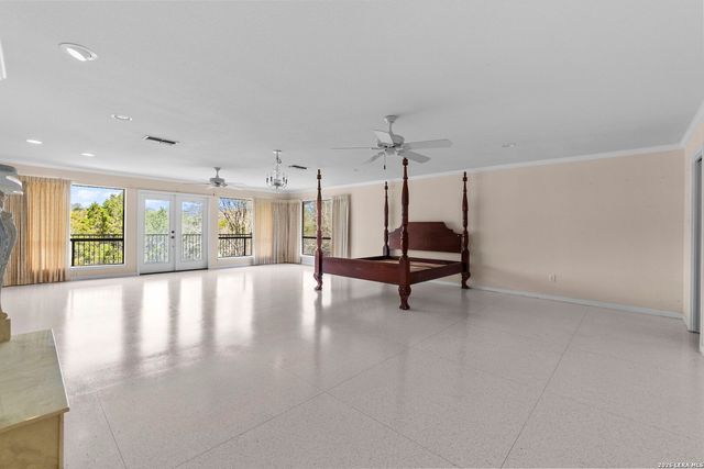 85 Mission, New Braunfels, TX 78130