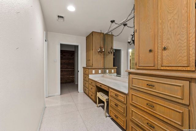 85 Mission, New Braunfels, TX 78130