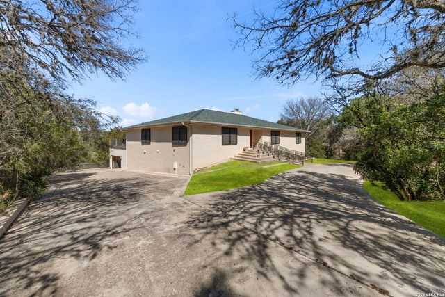 85 Mission, New Braunfels, TX 78130