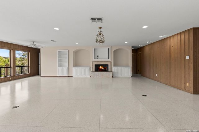 85 Mission, New Braunfels, TX 78130