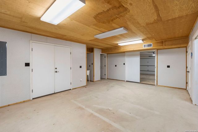 85 Mission, New Braunfels, TX 78130