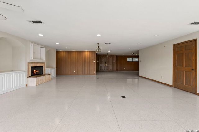 85 Mission, New Braunfels, TX 78130