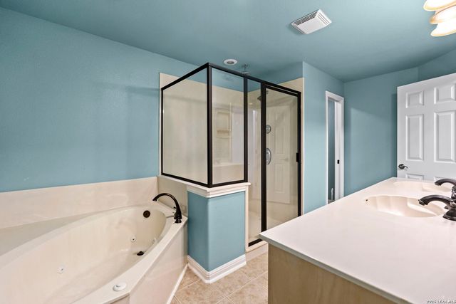 85 Mission, New Braunfels, TX 78130