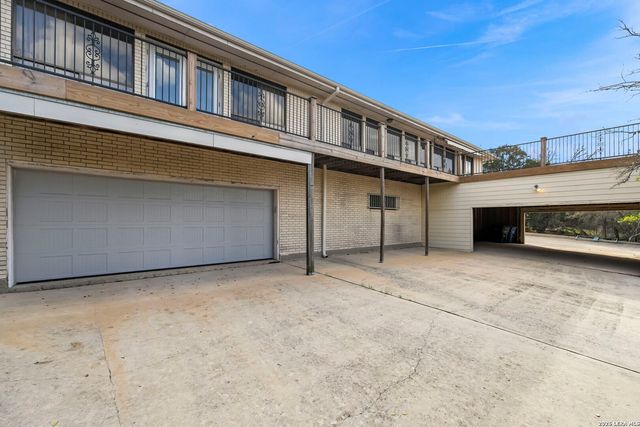 85 Mission, New Braunfels, TX 78130