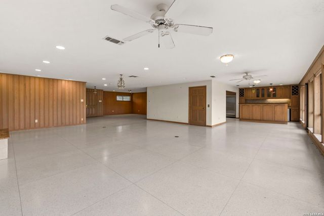 85 Mission, New Braunfels, TX 78130