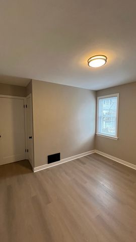 4835 Hull Street 1E, Skokie, IL 60077