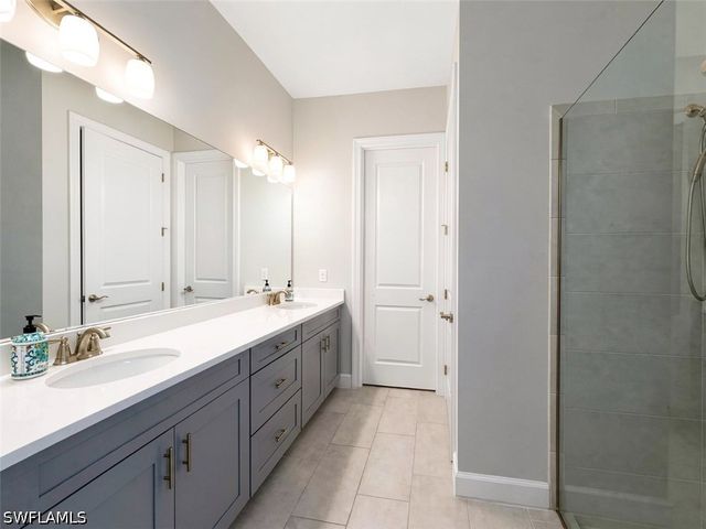 8174 Lucello TER S, Naples, FL 34114