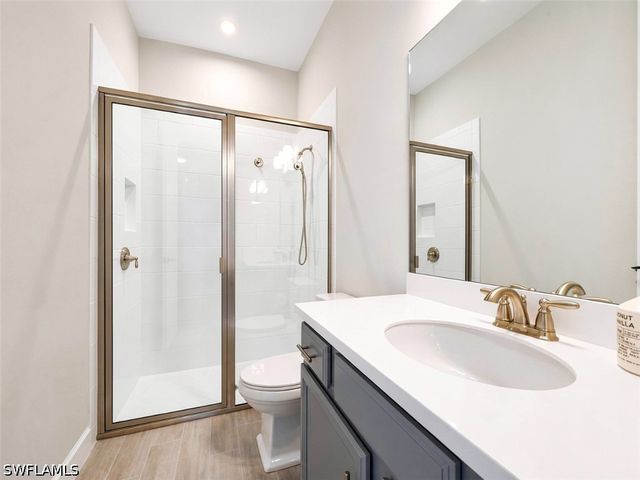 8174 Lucello TER S, Naples, FL 34114