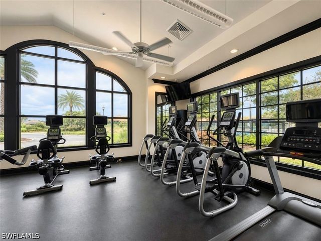 8174 Lucello TER S, Naples, FL 34114