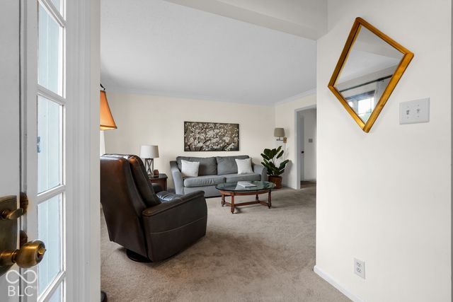 5503 Vin Rose, Indianapolis, IN 46226