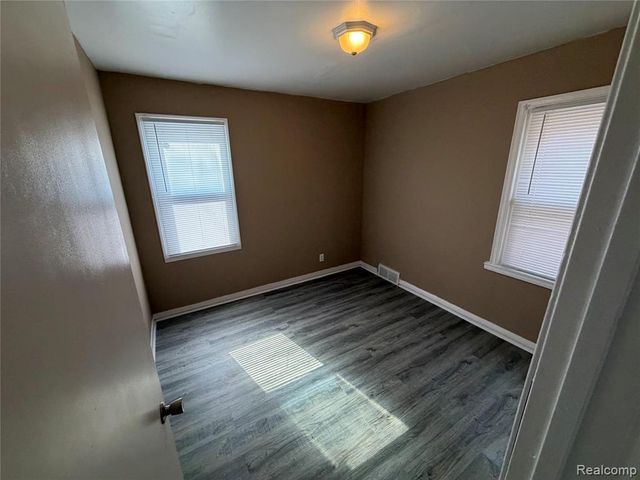 14333 Grandville Avenue, Detroit, MI 48223