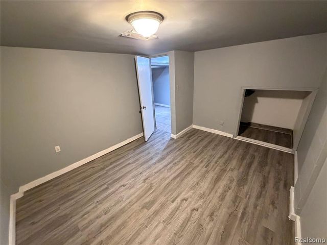 14333 Grandville Avenue, Detroit, MI 48223