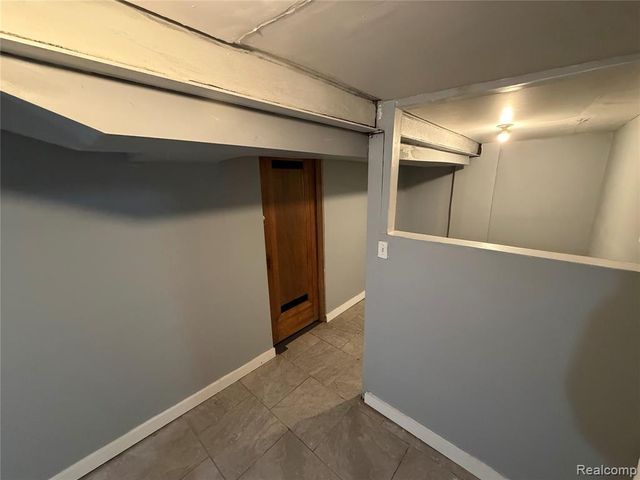 14333 Grandville Avenue, Detroit, MI 48223