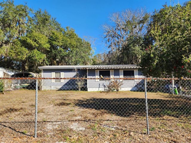2289 CR 436A, Lake Panasoffkee, FL 33538