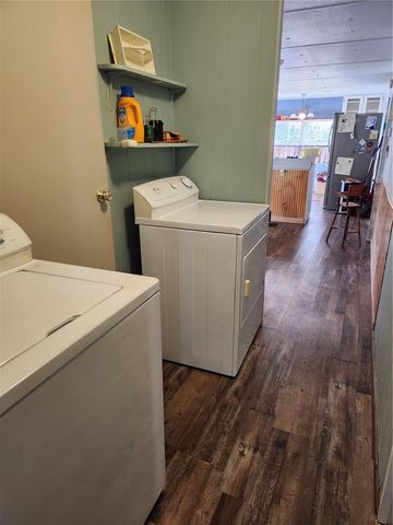 2289 CR 436A, Lake Panasoffkee, FL 33538