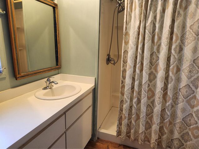 2289 CR 436A, Lake Panasoffkee, FL 33538