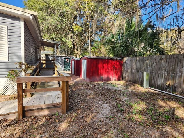 2289 CR 436A, Lake Panasoffkee, FL 33538