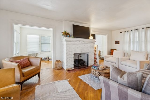 1 Midland Pl, Newark City, NJ 07106