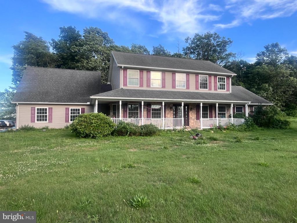 17281 WALTEMYER SCHOOL RD, New Freedom, PA 17349