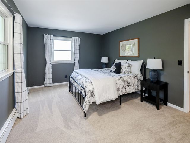 2222 Aberdeen Drive, Kalamazoo, MI 49008