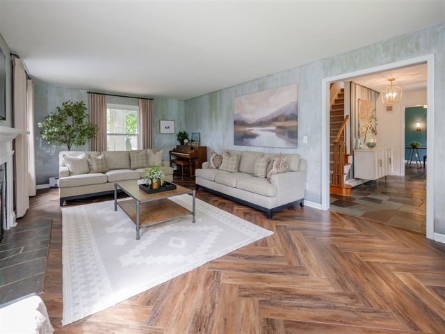 2222 Aberdeen Drive, Kalamazoo, MI 49008