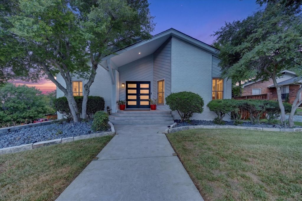 7624 Skylake Drive, Fort Worth, TX 76179 — photo 2