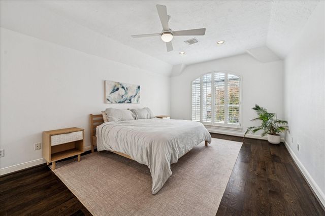 2405 Brun Street B, Houston, TX 77019