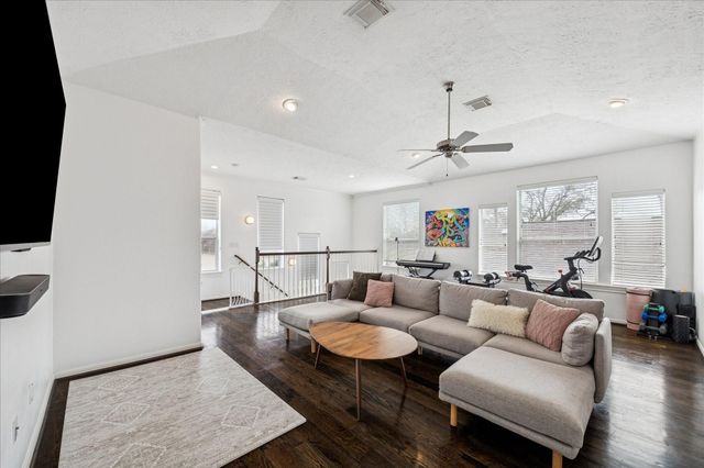 2405 Brun Street B, Houston, TX 77019