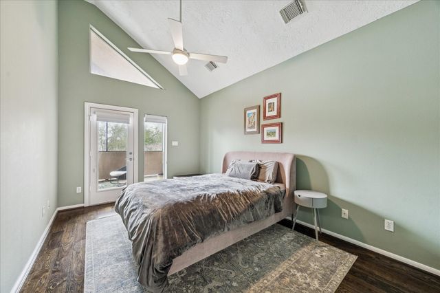 2405 Brun Street B, Houston, TX 77019