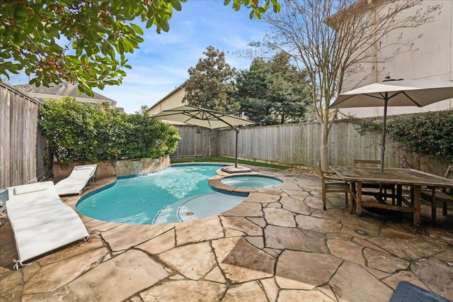 2405 Brun Street B, Houston, TX 77019