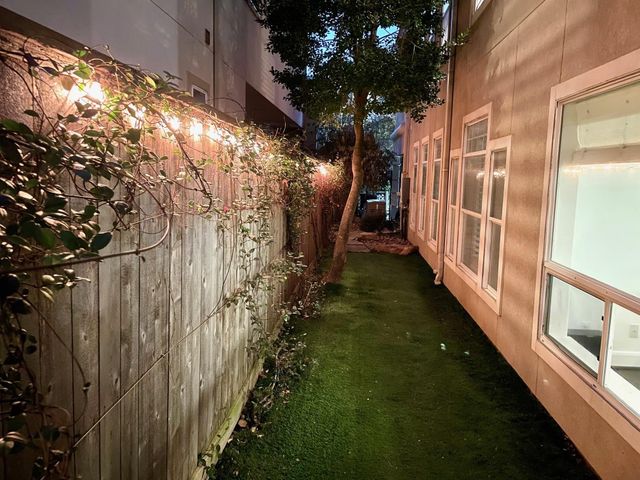 2405 Brun Street B, Houston, TX 77019