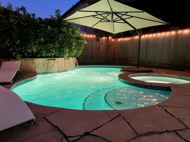 2405 Brun Street B, Houston, TX 77019