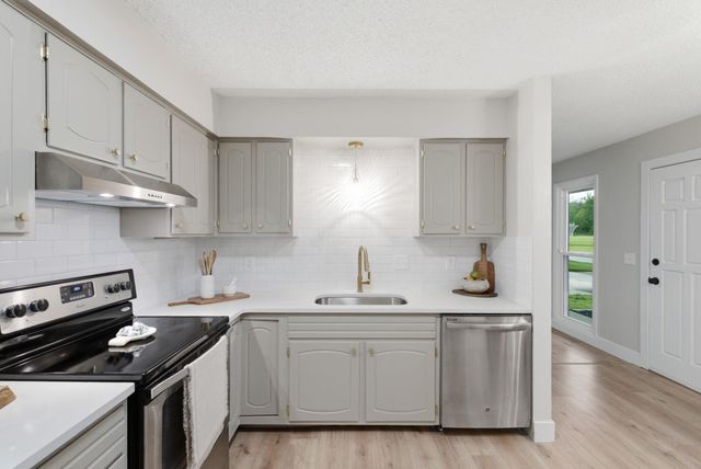3430 S Kessler Ave, Wichita, KS 67217