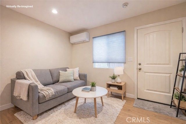 8523 Lindley, Northridge (los Angeles), CA 91325