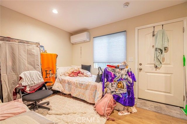 8523 Lindley, Northridge (los Angeles), CA 91325