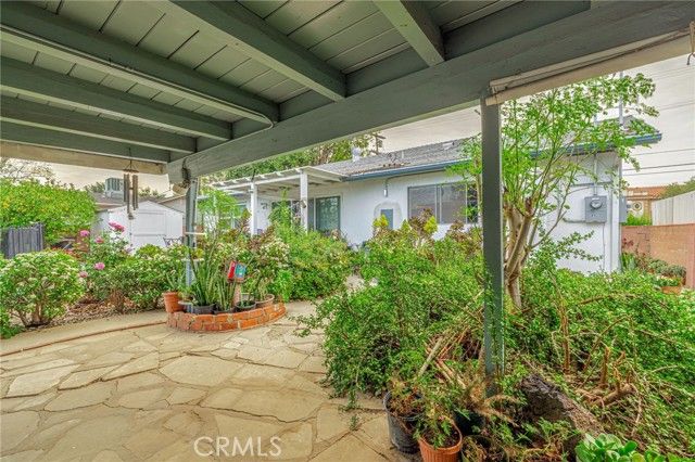 8523 Lindley, Northridge (los Angeles), CA 91325