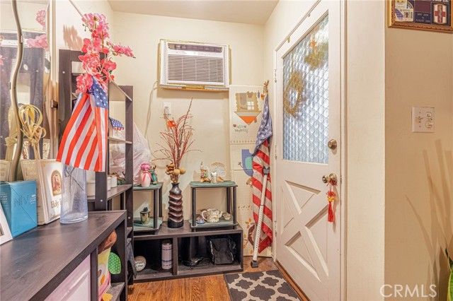 8523 Lindley, Northridge (los Angeles), CA 91325