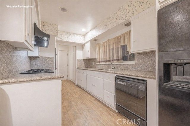 8523 Lindley, Northridge (los Angeles), CA 91325